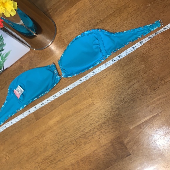 🌻5/$15Kirra Sz Large strapless bikini top and Rue Bleu Sz Large contrasting bo… - Picture 8 of 9